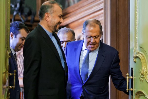 وزير الخارجية الإيراني من موسكو: نسعى إلى أخذ ضمانات أقوى من أميركا لإحياء الاتفاق النووي