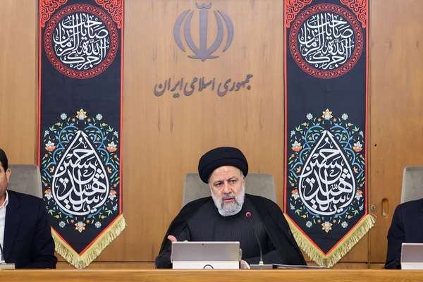 Iranian Media Rate President’s First Two-Years As A Failure