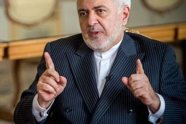 ردود فعل واسعة على تصريحات ظريف.. إعلام خامنئي يهاجمه وروحاني يدعمه