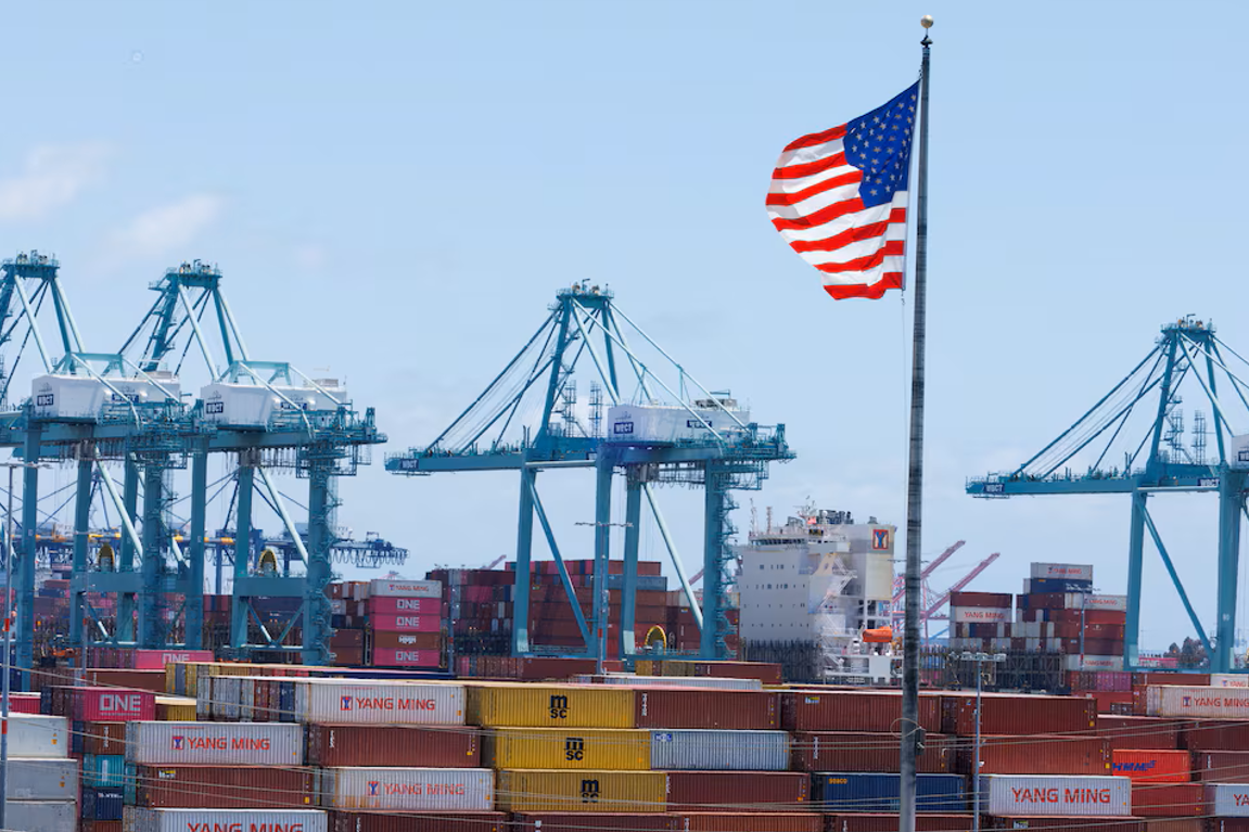 اداره دریانوردی آمریکا: کشتی‌های با پرچم آمریکا از آب‌های ایران فاصله بگیرند