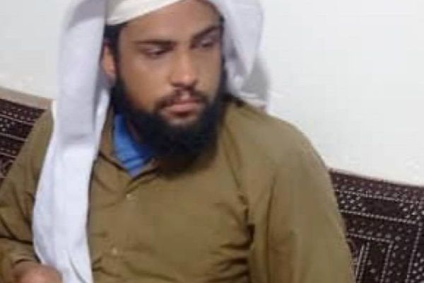 "حال وش" يكشف صورة وتفاصيل المتهم بمحاولة "تسميم" إمام أهل السنة في إيران