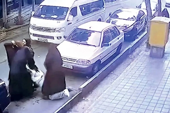 مادر نفس حاجیشریف: فیلمهای کتک زدن دخترم در ون گشت ارشاد در پرونده نیست