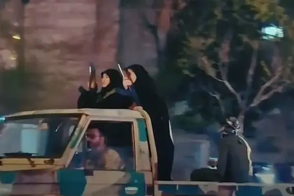 قلق من تصاعد القمع وانعدام الأمن..الخوف يسيطر على الإيرانيين بعد مرور شهر على اندلاع الحرب