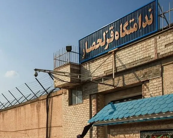 سجين فرنسي سابق في إيران يطالب بمنع إعدام سياسيين شاركوه زنزانته