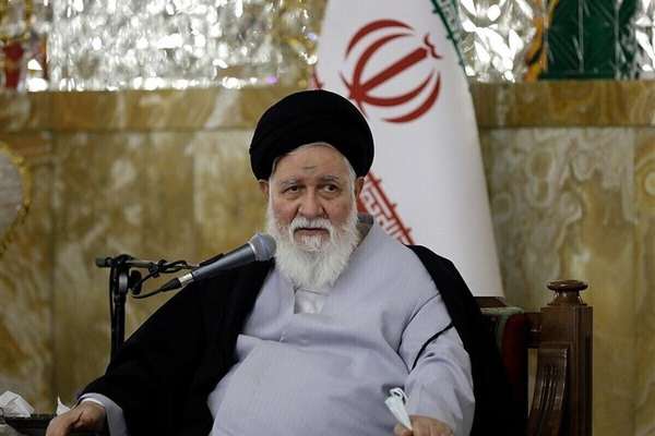 امام جمعه مشهد: گرانیهای اخیر کار پیادهنظام آمریکاست