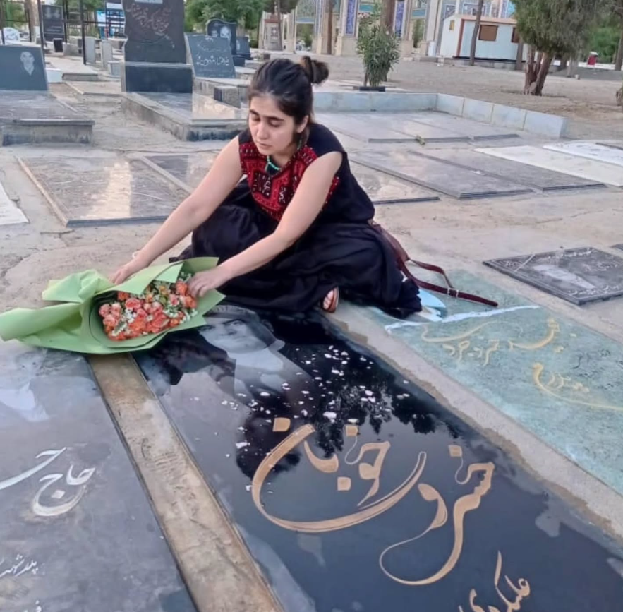 سپیده قلیان، زندانی سیاسی، با پایان دوران محکومیت از زندان وکیل‌آباد مشهد آزاد شد