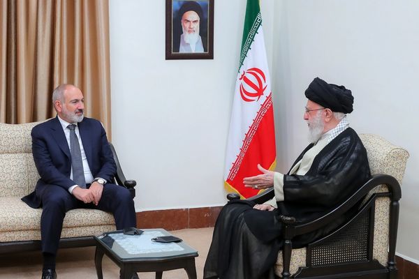 Iran’s Leader vows stronger ties with Armenia