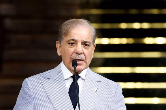 نخستوزیر پاکستان شهباز شریف به ایران سفر میکند
