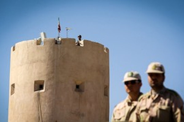 مقتل عنصر من الشرطة الإيرانية إثر هجوم مسلح على نقطة تفتيش في "راسك"