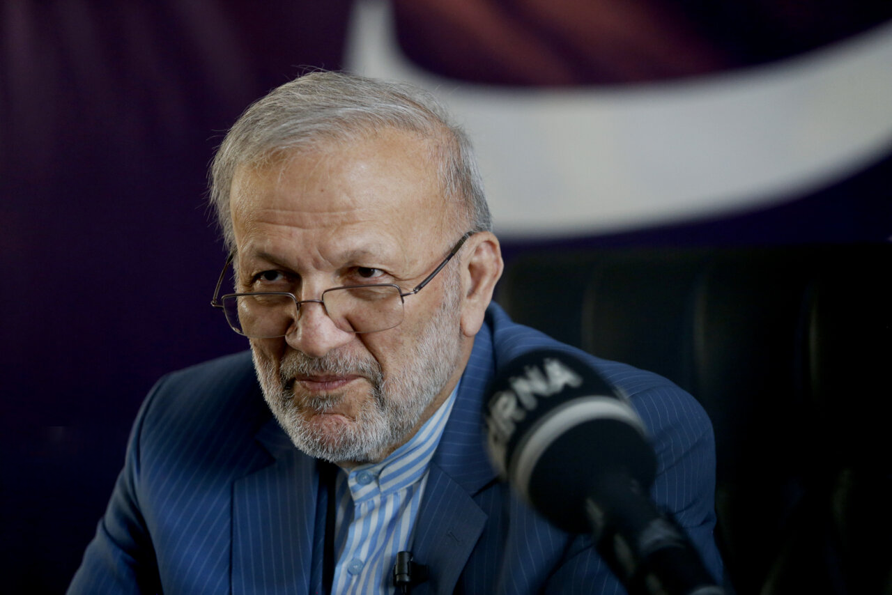 منوچهر متکی: برخی پهپادهای امارات به ایران حمله کردند