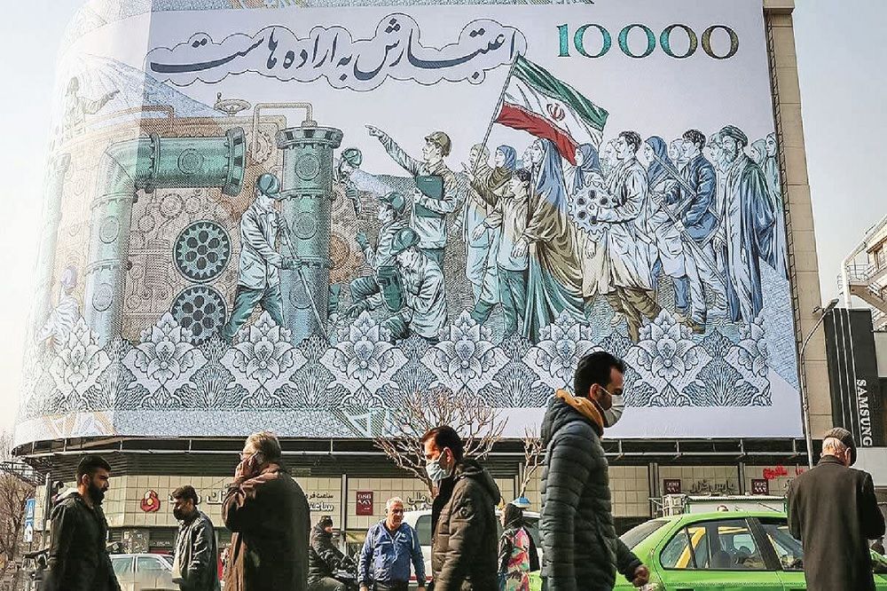 مقام‌های دولت پزشکیان خطاب به مردم و مسئولان حکومت: «انتقاد نکنید»