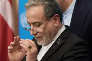 جمهوری اسلامی برای بازگشایی تنگه هرمز «طرح هفتروزه» پیشنهاد داد