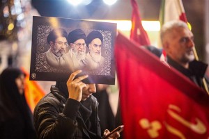 إعلام الحرس الثوري يروّج لامتلاك قنبلة نووية باعتباره مطلبًا شعبيًا في إيران