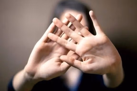 موضوع پرونده سرچشمه تهران، «تجاوز جنسی به دختری نوجوان» است