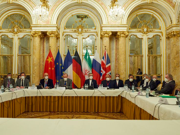 "وول ستريت جورنال": إيران تطلب ضمانات قانونية بعدم انسحاب واشنطن من الاتفاق النووي