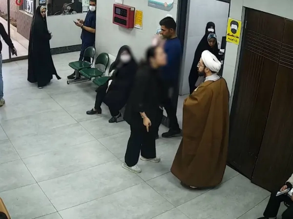 A screengrab from the confrontation between the young mother and a cleric in Qom (March 2024)