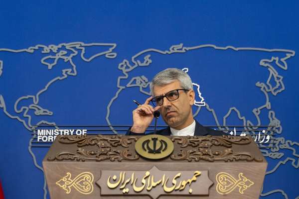 الخارجية الإيرانية: تصريحات ماكرون حول تهديدات طهران "لا أساس لها ومخادعة"