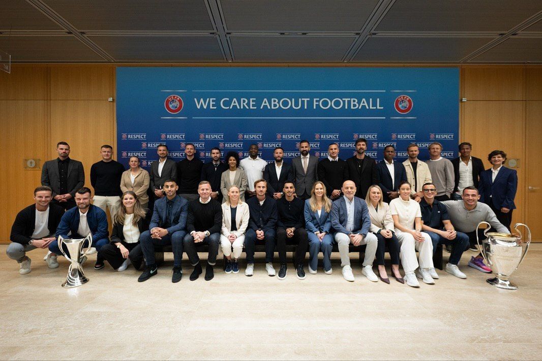 کریم انصاری‌فرد در جمع ستاره‌های فوتبال اروپا در دوره آموزشی یوفا