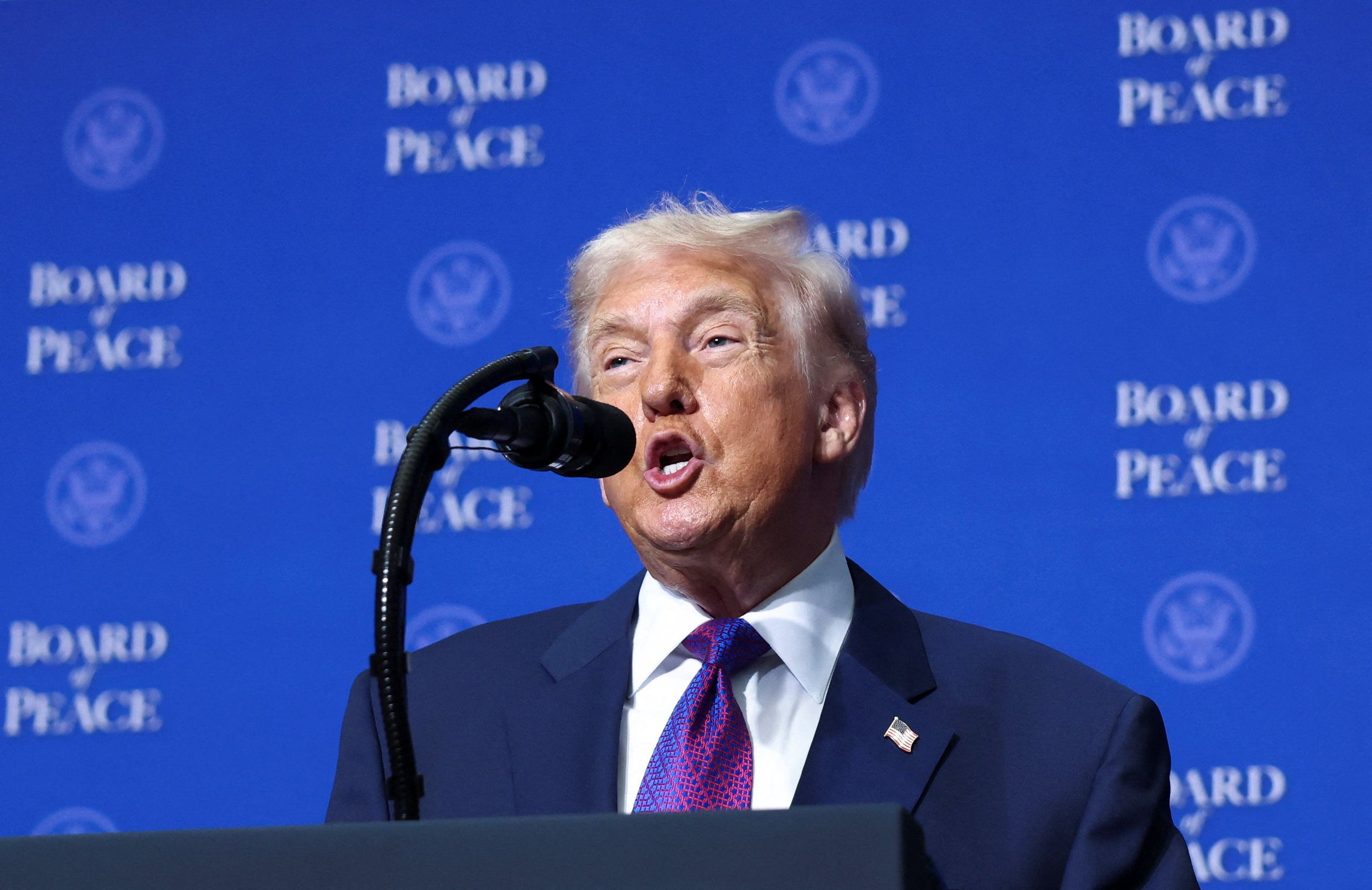 ترامب: كل شيء سيتضح بشأن إيران خلال الـ 10 أيام المقبلة