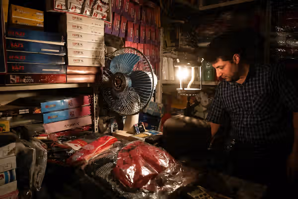 Iranians report renewed power cuts as heat drives electricity demand