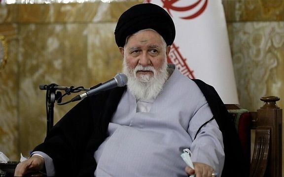 امام جمعه مشهد: دوره طلایی پدر شدن برای مردان به طور کامل از دست رفته است