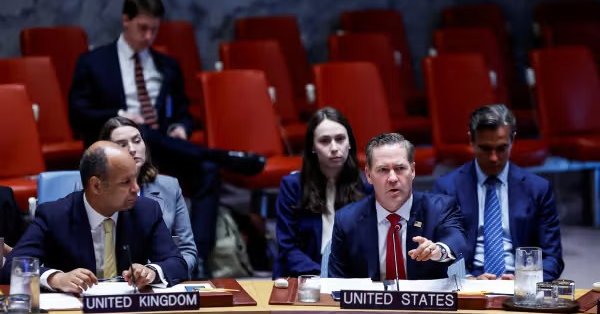 US and Iran Clash at UN Over Bahrain Attacks and Hormuz Control