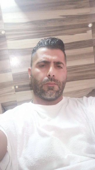 عامل إيراني يواجه حكم الإعدام بسبب تفجير "فرقعة صوتية"