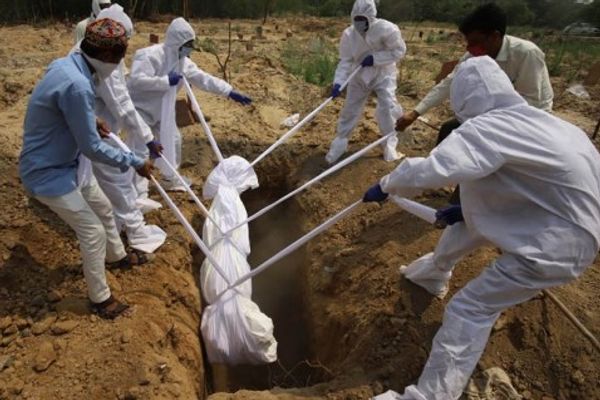 الصحة الإيرانية: أكثر من 13 ألف إصابة و216 وفاة بكورونا خلال الـ24 ساعة الماضية