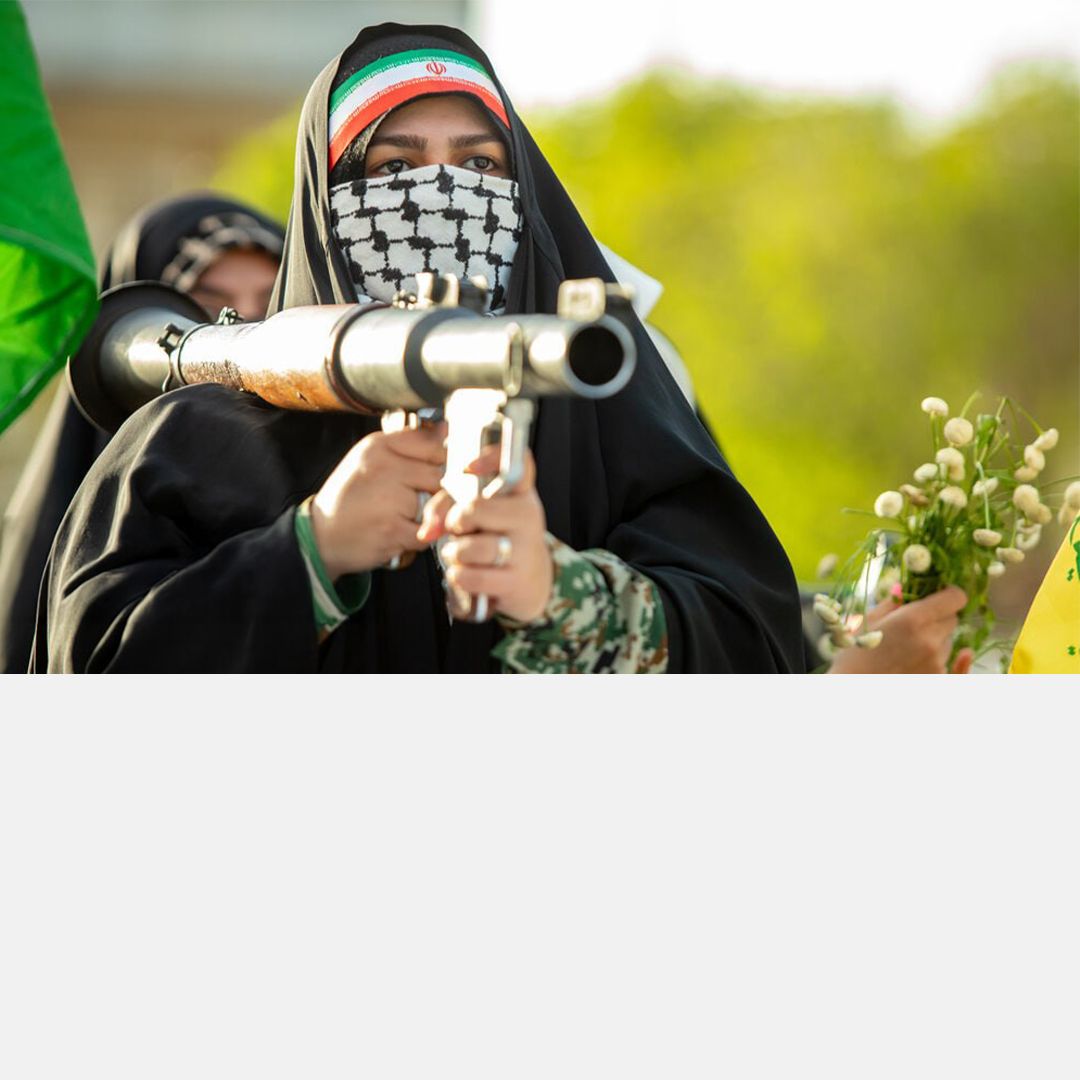 إعلام الحرس الثوري الإيراني يتوعد باستهداف منشآت الطاقة بالمنطقة ردًا على  تهديدات ترامب | إيران إنترناشيونال