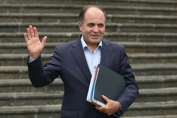 وزیر جهاد کشاورزی: قیمت کالاها شبیه قیمتهای کشورهای همسایه خواهد شد