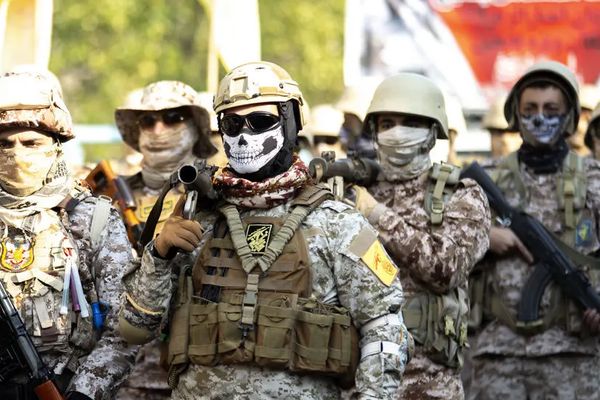 قائد بالحرس الثوري الإيراني: الأعداء دخلوا الساحة بنماذج ووصفات جديدة