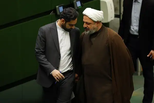 Petition tells Iran hardliners: Fight the US war yourselves