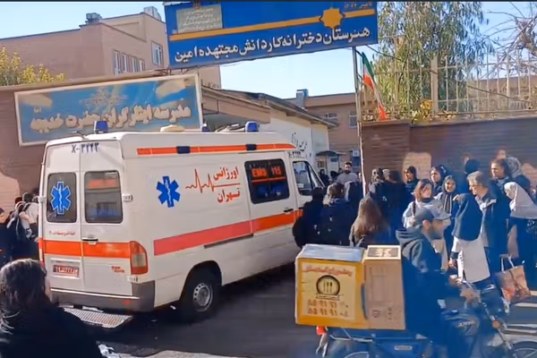 در پی ضرب و شتم دانشآموزان در هنرستانی در شهر ری ۳ نفر روانه بیمارستان شدند