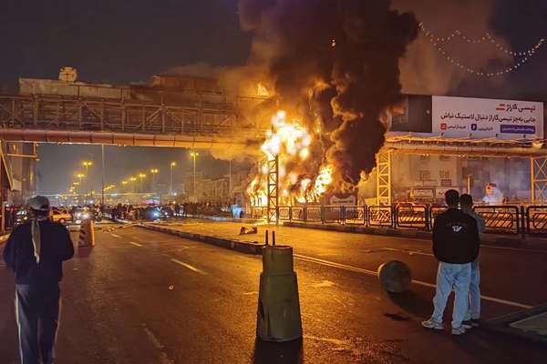 دبیرکل خانه پرستار: پرستاران در چندین شهر بازداشت شدهاند