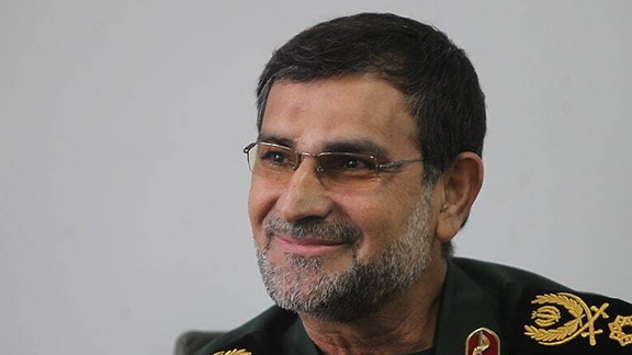 فرمانده نیروی دریایی سپاه: علم مجهز شدن به هوش مصنوعی در دست خامنهای است