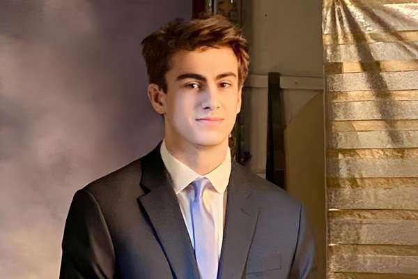 Iranian-American poet’s son arrested over Detroit terror plot