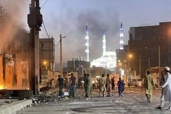 الحكم بالسجن 10 سنوات على عناصر أمن متورطين بأحداث "الجمعة الدامية" في زاهدان إيران