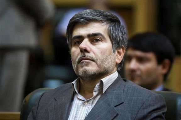 عضو کمیسیون انرژی: دولت یکباره به سمت آزمایش تغییر شیوه سهمیهبندی بنزین رفته است