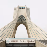 The tipping point: How regimes really collapse