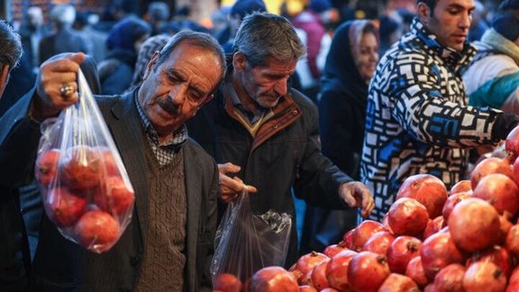 کاهش ۳۰ درصدی فروش میوه در شب یلدای امسال