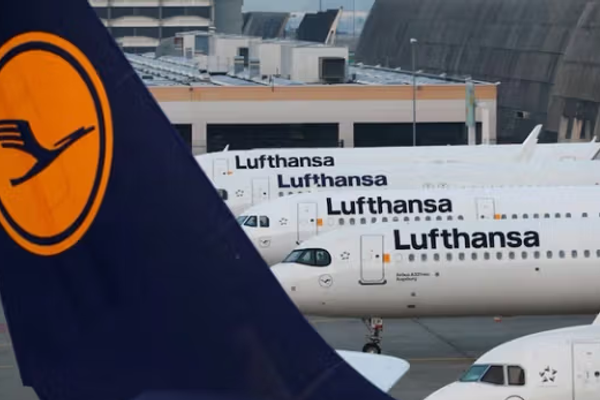 بعد تصاعد التوترات.. وكالة سلامة الطيران الأوروبية تحذّر من التحليق في الأجواء الإيرانية