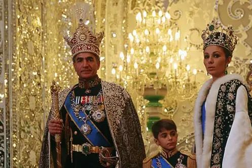 مجله ورایتی: سریالی درباره خانواده سلطنتی پهلوی در دست ساخت است