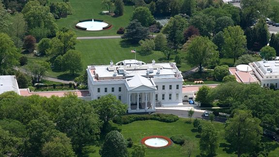 An aerial view of the White House complex