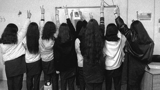 سرکوب کودکان و نوجوانان در اعتراضات و نگرانی از آینده دانشآموزان بازداشتشده