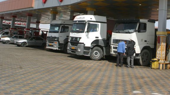 دولت برای مهار اعتصاب کامیونداران به رانندگانی که بار حمل کردند سوخت تشویقی داد