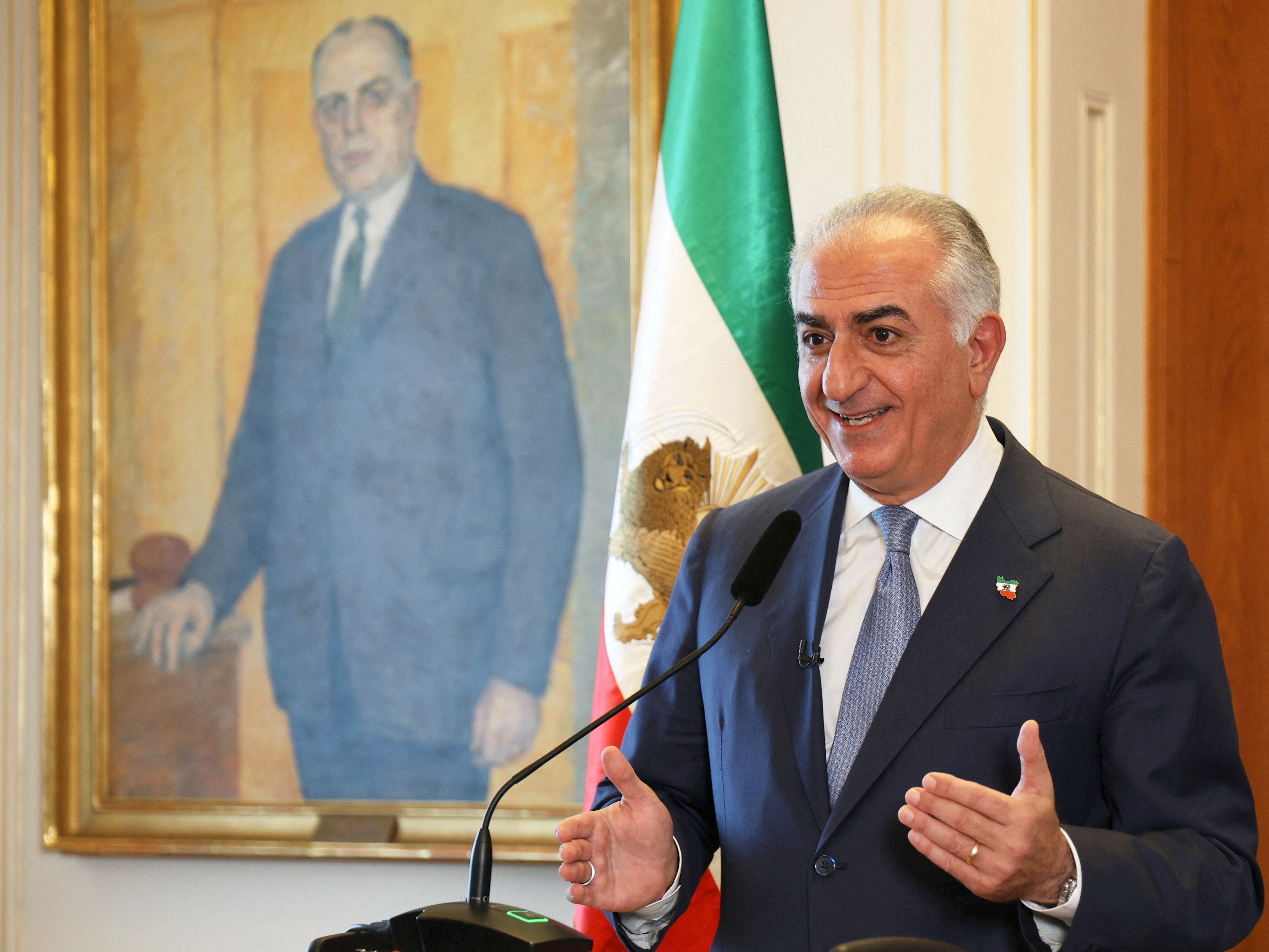 شاهزاده رضا پهلوی به فاکس نیوز: بازی نهایی این است که مردم ایران کشورشان را پس بگیرند