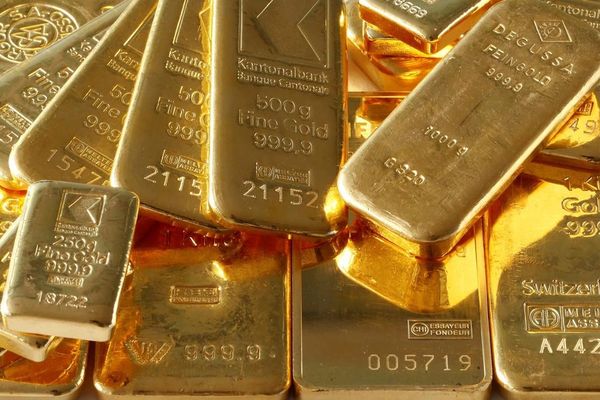 للمرة الأولى في تاريخه... سعر الذهب يتجاوز حاجز 3 آلاف دولار