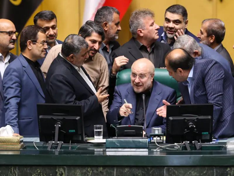 اسناد هک‌شده مجلس: آمادگی ایران برای تحریم بیشتر و تروریستی شناخته شدن سپاه