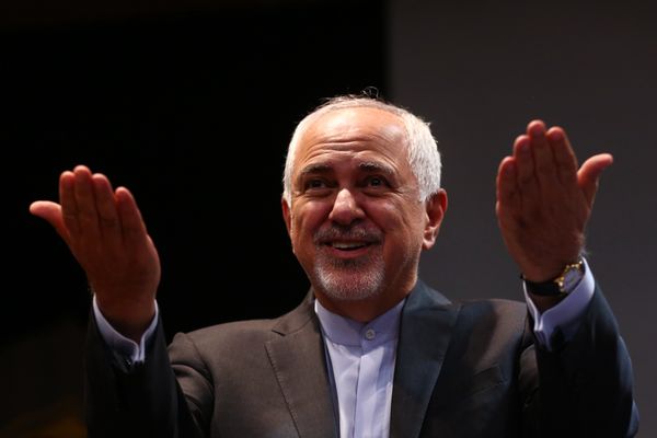Zarif returns as president's 'strategic deputy'