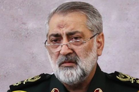 معاون ستاد کل نیروهای مسلح از بازار و اصناف کشور خواست به فراخوانهای اعتصاب نپیوندند